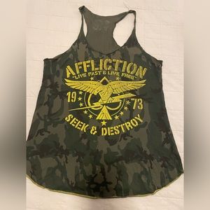 Like new sooo cute . Affliction tank. Longer. Super soft